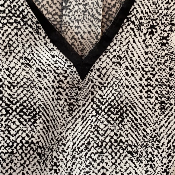 Vero Moda Black and White Shirt - Picture 3 of 5
